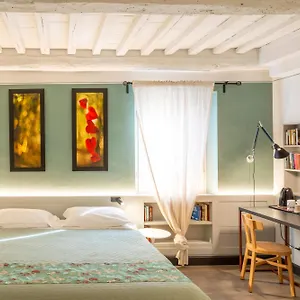 https://duccio-nacci-rooms.it-tuscanyhotel.com